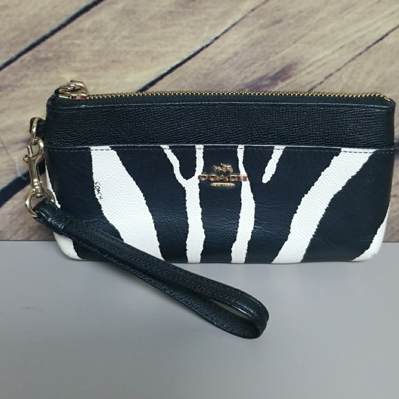 Coach Handbags - COACH WRISLET